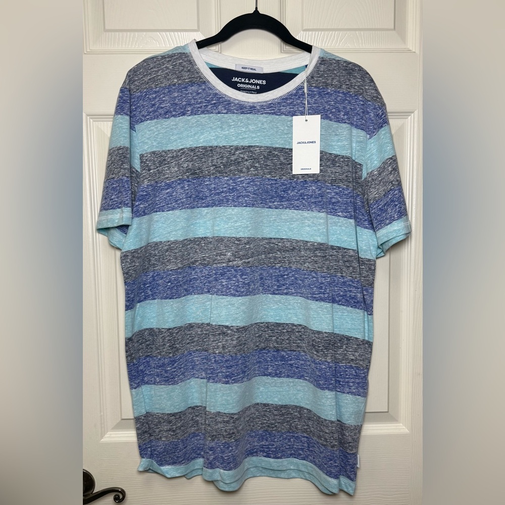Jack & Jones Men's Blue and Gray Striped Tee